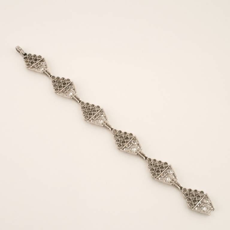 1920's Art Deco Diamond and Platinum Link Bracelet In Excellent Condition In New York, NY