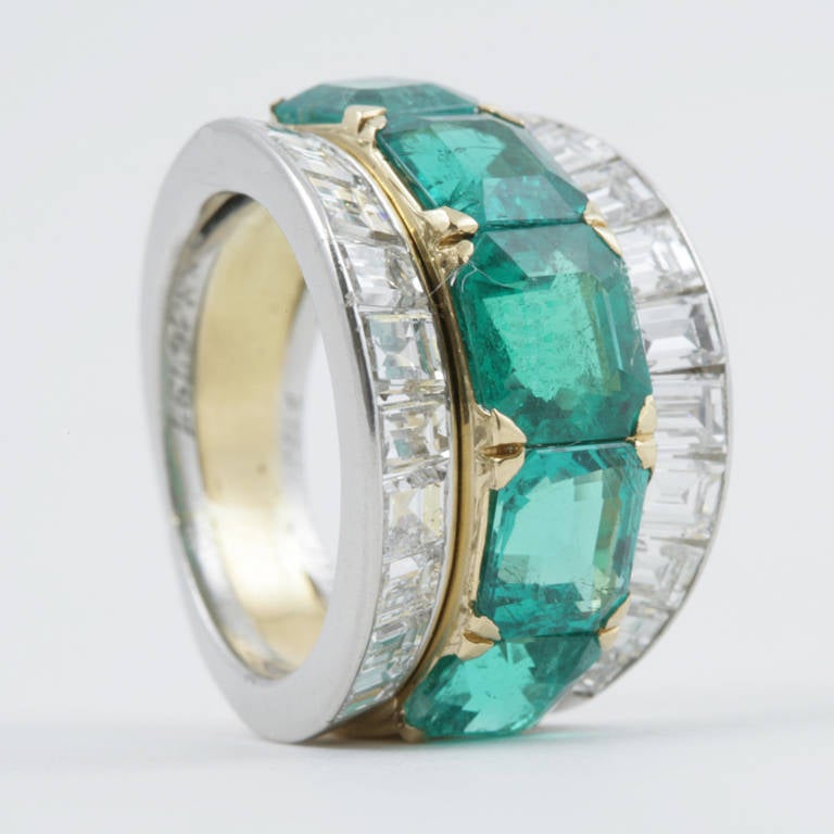 Van Cleef & Arpels Emerald Diamond Platinum Ring In Excellent Condition In New York, NY