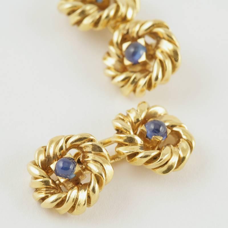 Van Cleef & Arpels Paris 1950s-1960s Sapphire and Gold Cuff Links In Excellent Condition In New York, NY