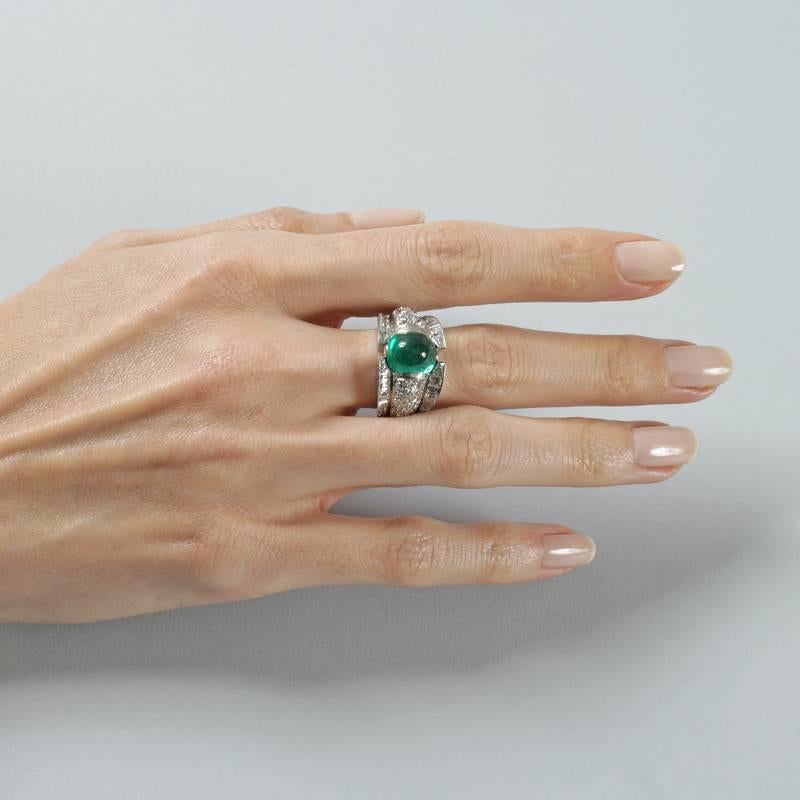 Women's French 1980s Century Colombian Emerald and Diamond Ring