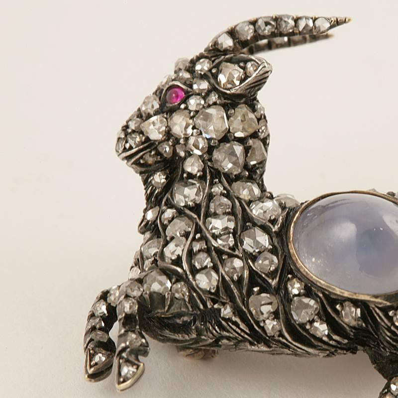 Antique English Diamond Star Sapphire Silver Topped Gold Billy Goat Brooch In Excellent Condition In New York, NY