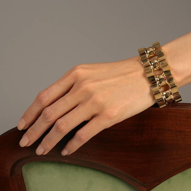 Retro Gold Tank Track Link Bracelet In Excellent Condition In New York, NY