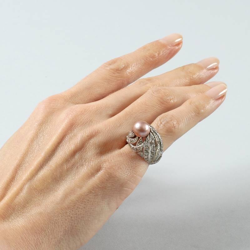 Women's Sterlé Paris 1950s Natural Pearl Diamond Gold Ring For Sale
