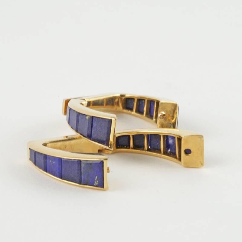 Jean Ferrière French Mid-20th Century Lapiz Lazuli and Gold Stirrup Cuff Links In Excellent Condition In New York, NY