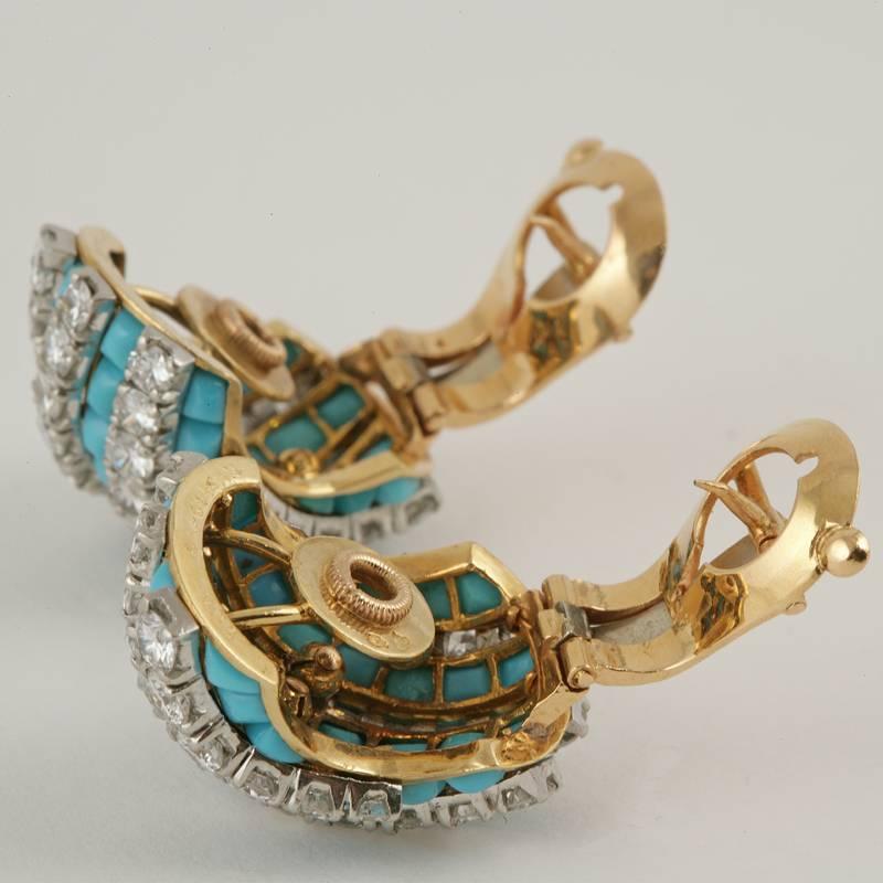 Van Cleef & Arpels 1960's Turquoise Diamond Gold Platinum Earrings In Excellent Condition In New York, NY