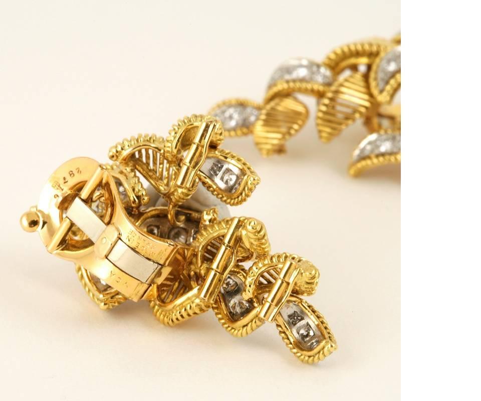 Van Cleef & Arpels Paris Georges L'Enfant Mid-20th Century Diamond Gold Earrings 3