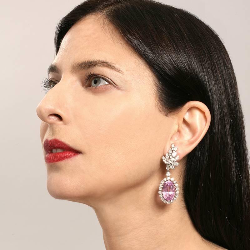 Verdura 1980s Kunzite Diamond Platinum Earrings 4