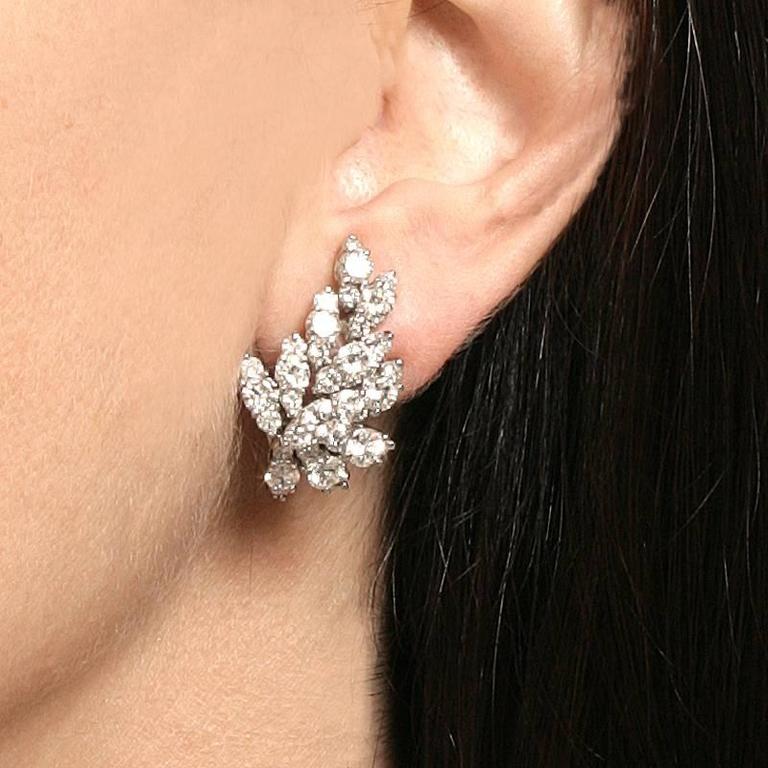 Verdura Late 20th Century Kunzite Diamond Platinum Earrings For Sale at ...