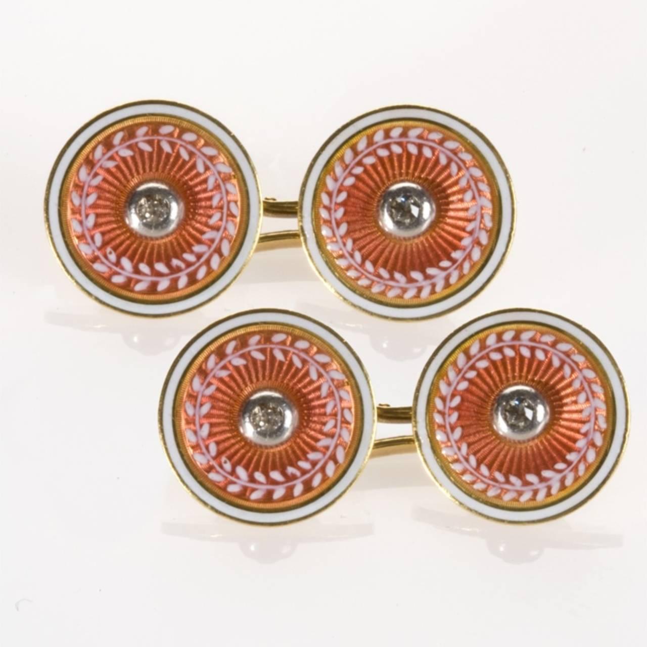 English Edwardian Diamond Enamel  Gold and Platinum Cuff Links In Excellent Condition In New York, NY