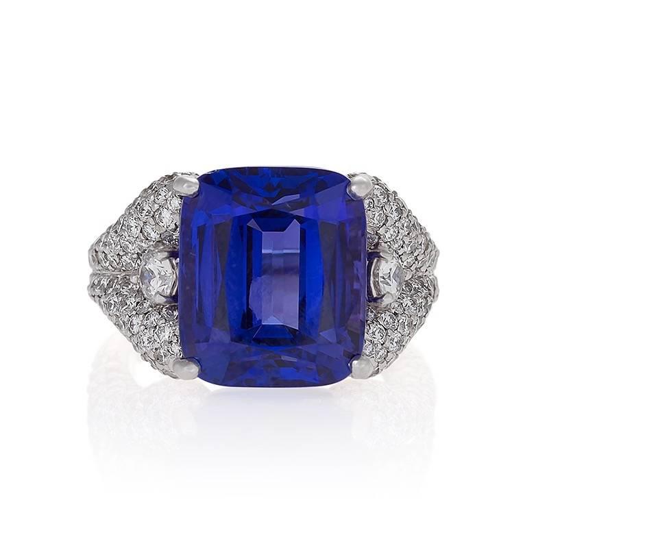 Henry Dunay Late-20th Century Tanzanite, Diamond and Gold Ring In Excellent Condition In New York, NY