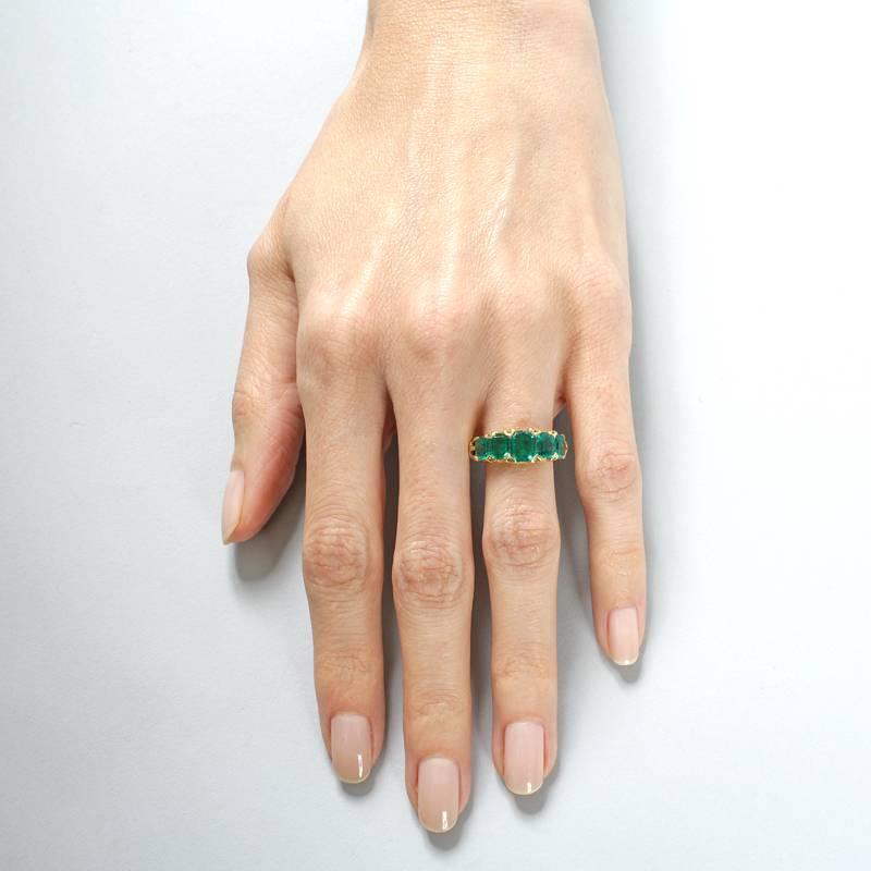 Late Victorian Antique English Five-Stone Emerald Gold Ring