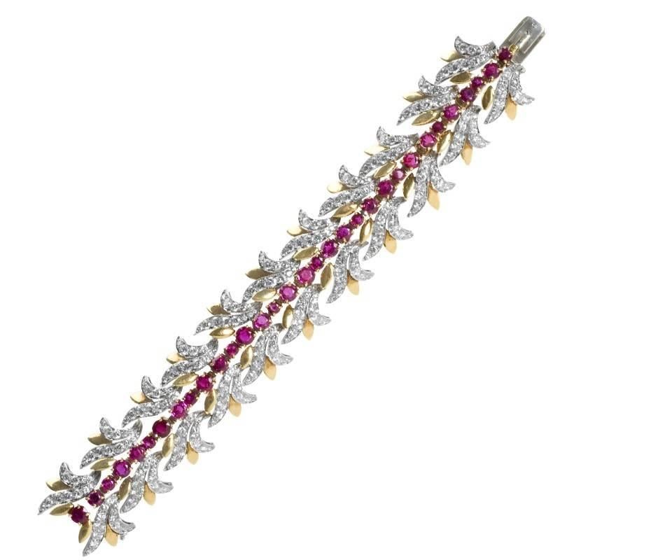 Taille ovale Tiffany & Co. Bracelet feuille de rubis de Birmanie et diamants  en vente