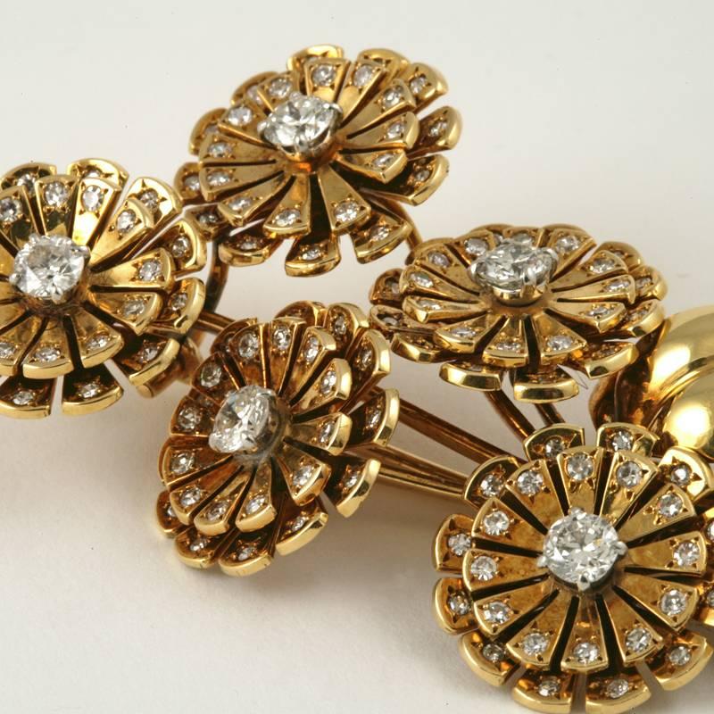 Van Cleef & Arpels Paris Retro Diamond and Gold “Bouquet’ Brooch In Excellent Condition In New York, NY