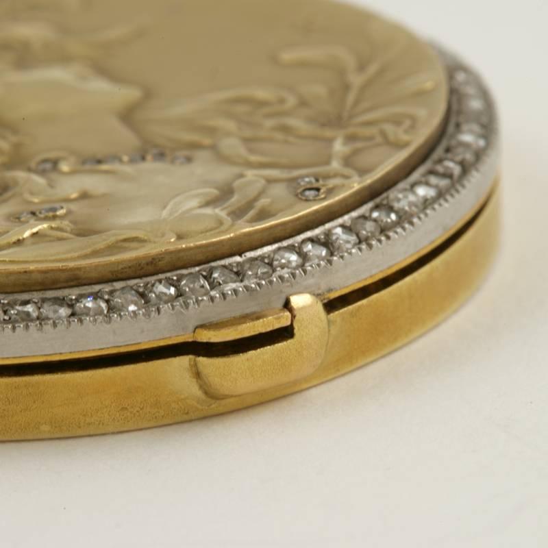 Comte D’ Epinay De Briort Art Nouveau Gold, Diamond and Platinum Pendant Locket  4