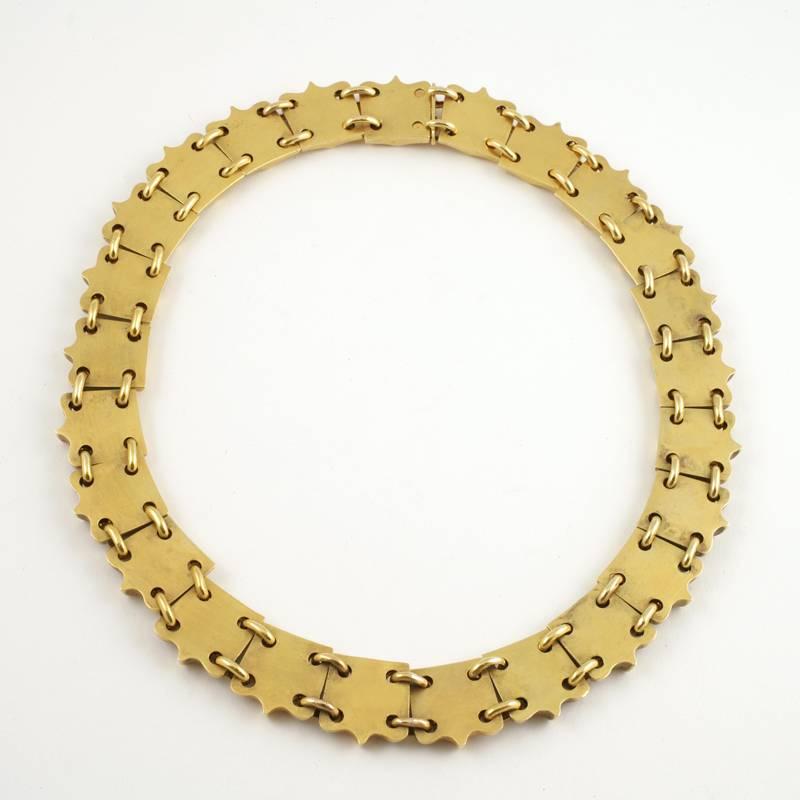 Women's English Victorian Bloomed Gold Link Necklace