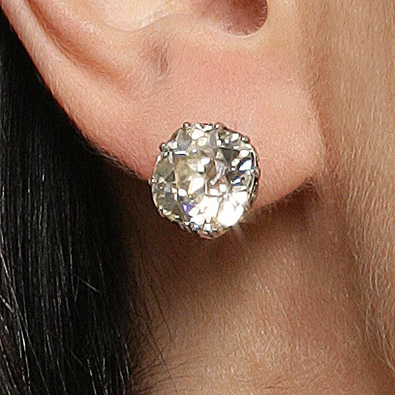 Antique 12 Carat Old Mine-Cut Diamond Earrings In Excellent Condition In New York, NY