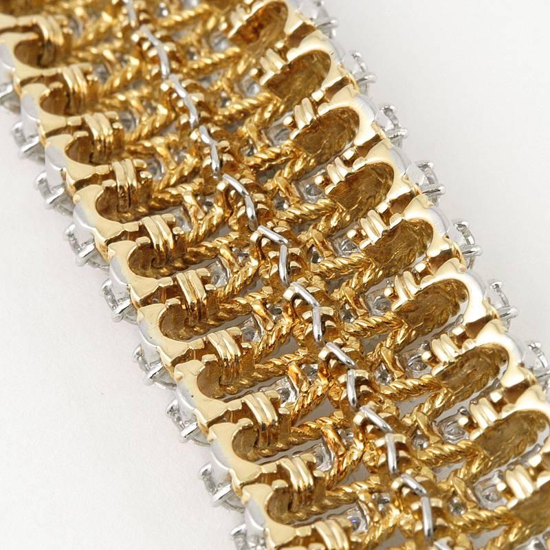 Flexible Gold and Diamond Bracelet  In Excellent Condition In New York, NY