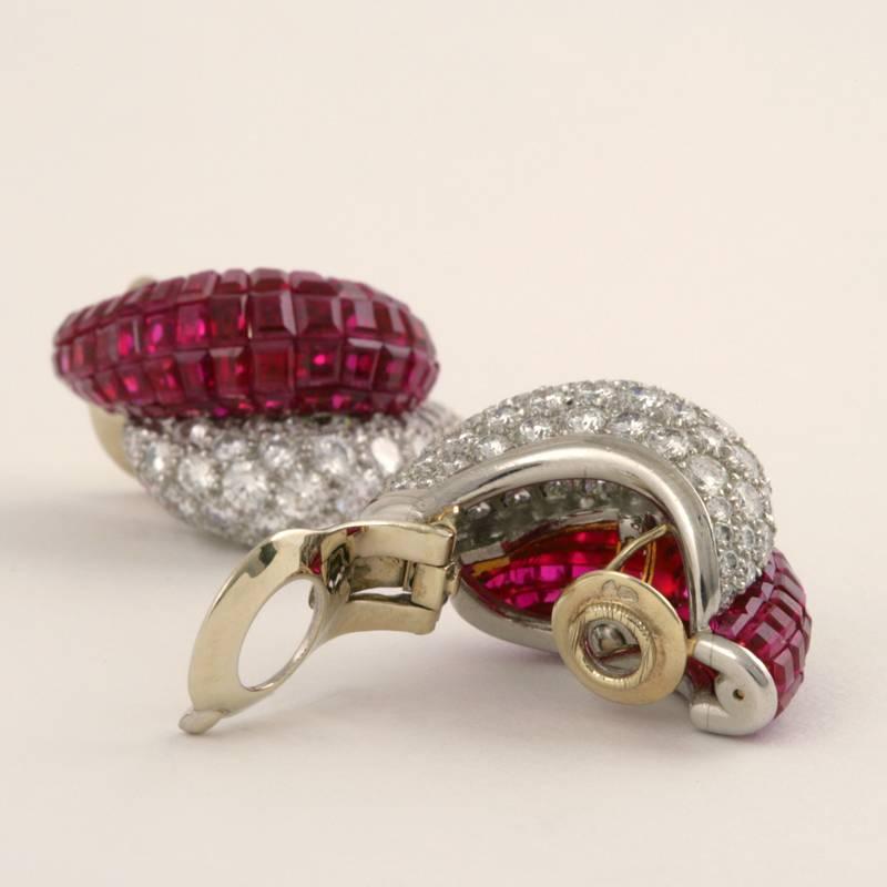 Van Cleef & Arpels Late 20th Century Ruby Diamond Platinum 'Mystère' Earrings In Excellent Condition In New York, NY