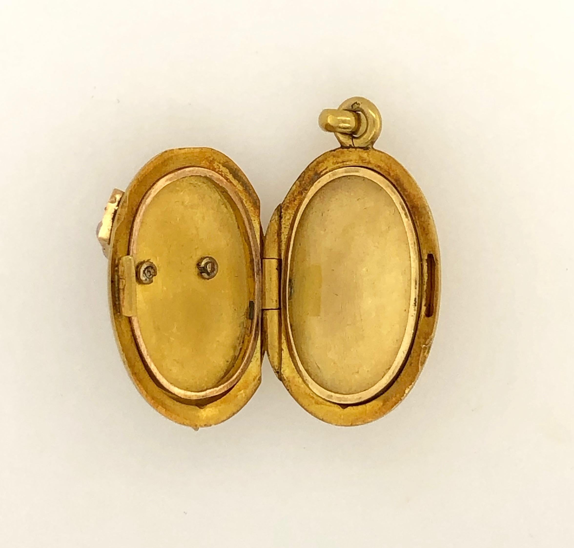 Victorian Locket with Pearl and Ruby In Excellent Condition In New York, NY