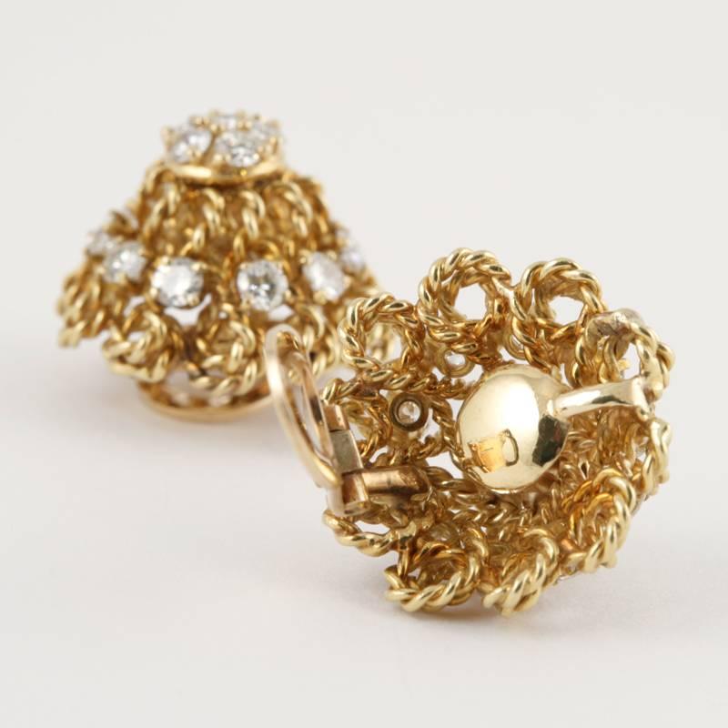 Marianne Ostier Mid-20th Century Diamond Gold Earrings For Sale 1