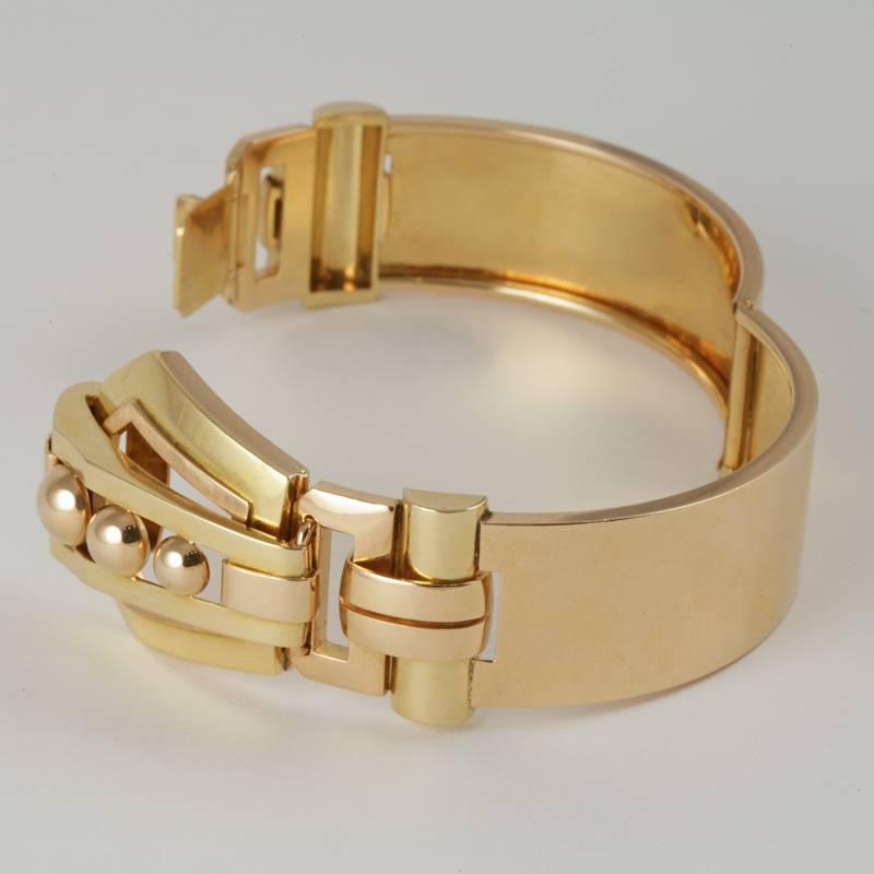 Retro Gold Bangle Bracelet 2