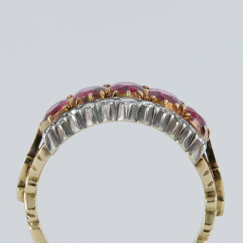 French Antique Ruby Diamond Silver Top Gold Ring In Excellent Condition In New York, NY