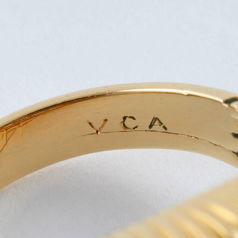 Van Cleef & Arpels 1950's Diamond Gold Platinum Ring 3