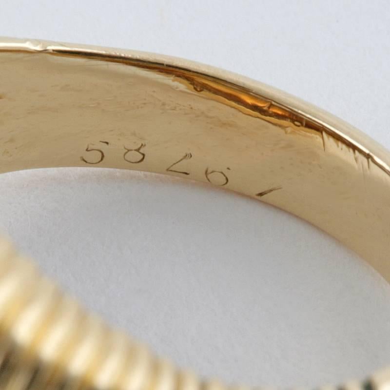 Van Cleef & Arpels 1950's Diamond Gold Platinum Ring 4