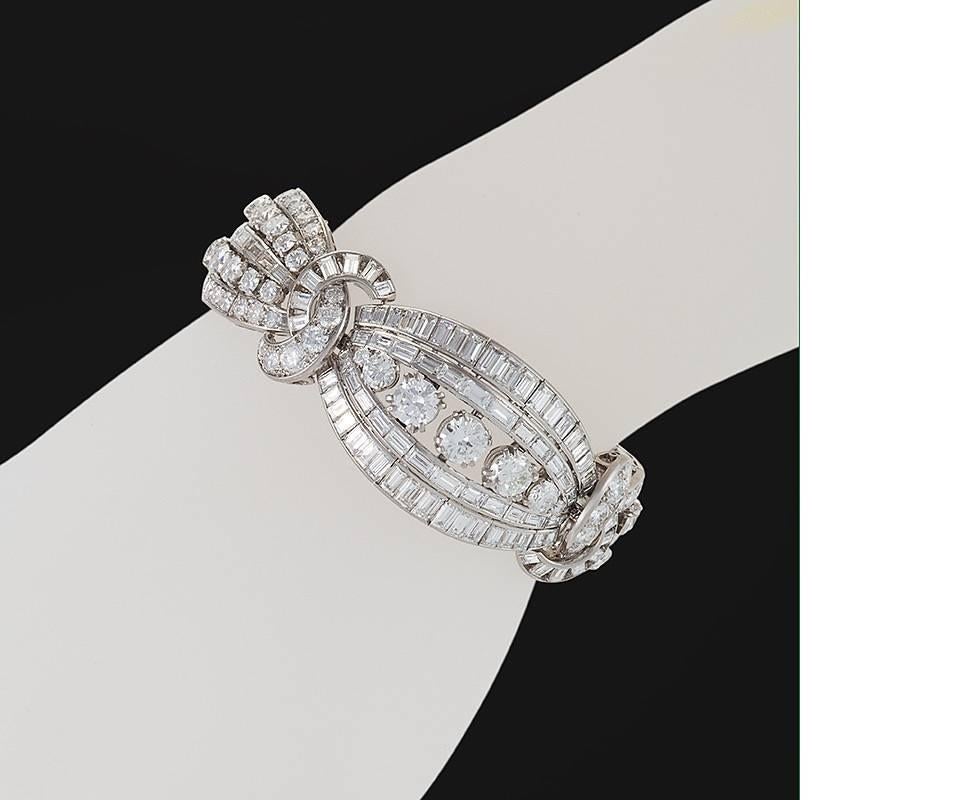 Mellerio dits Meller Retro Diamond and Platinum Bracelet In Excellent Condition In New York, NY