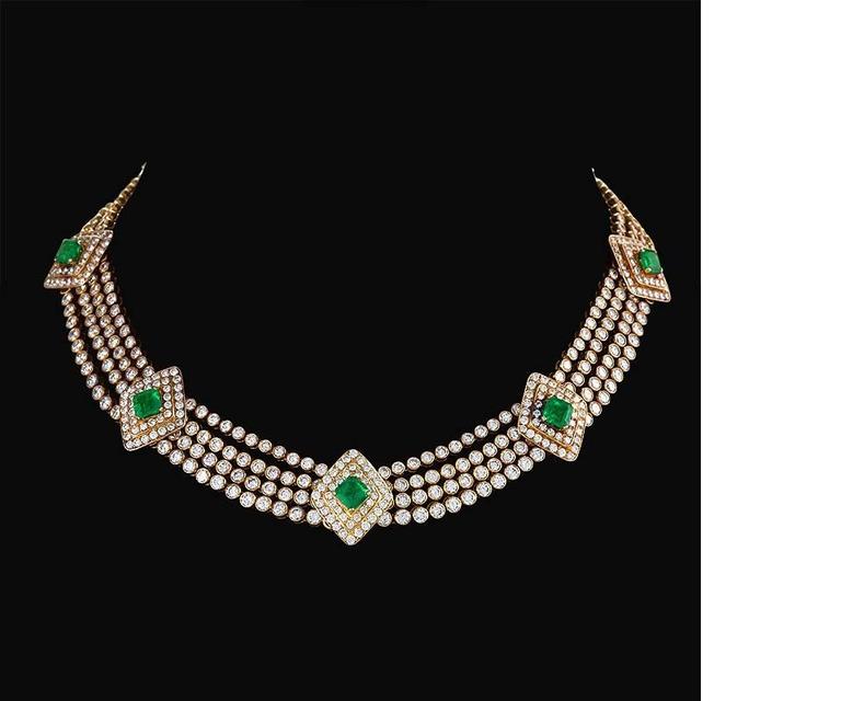 Women's Late 20th Century Emerald Diamond Gold Necklace 