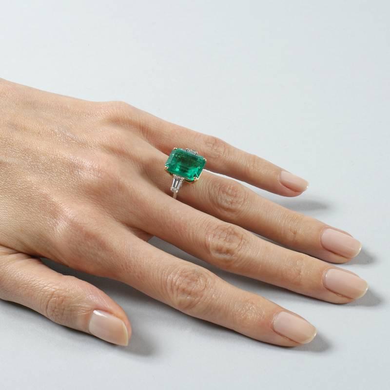 Colombian Emerald and Diamond Ring  1