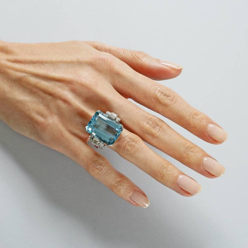 1940's Retro Aquamarine, Diamond, Ruby and Platinum Ring In Excellent Condition In New York, NY