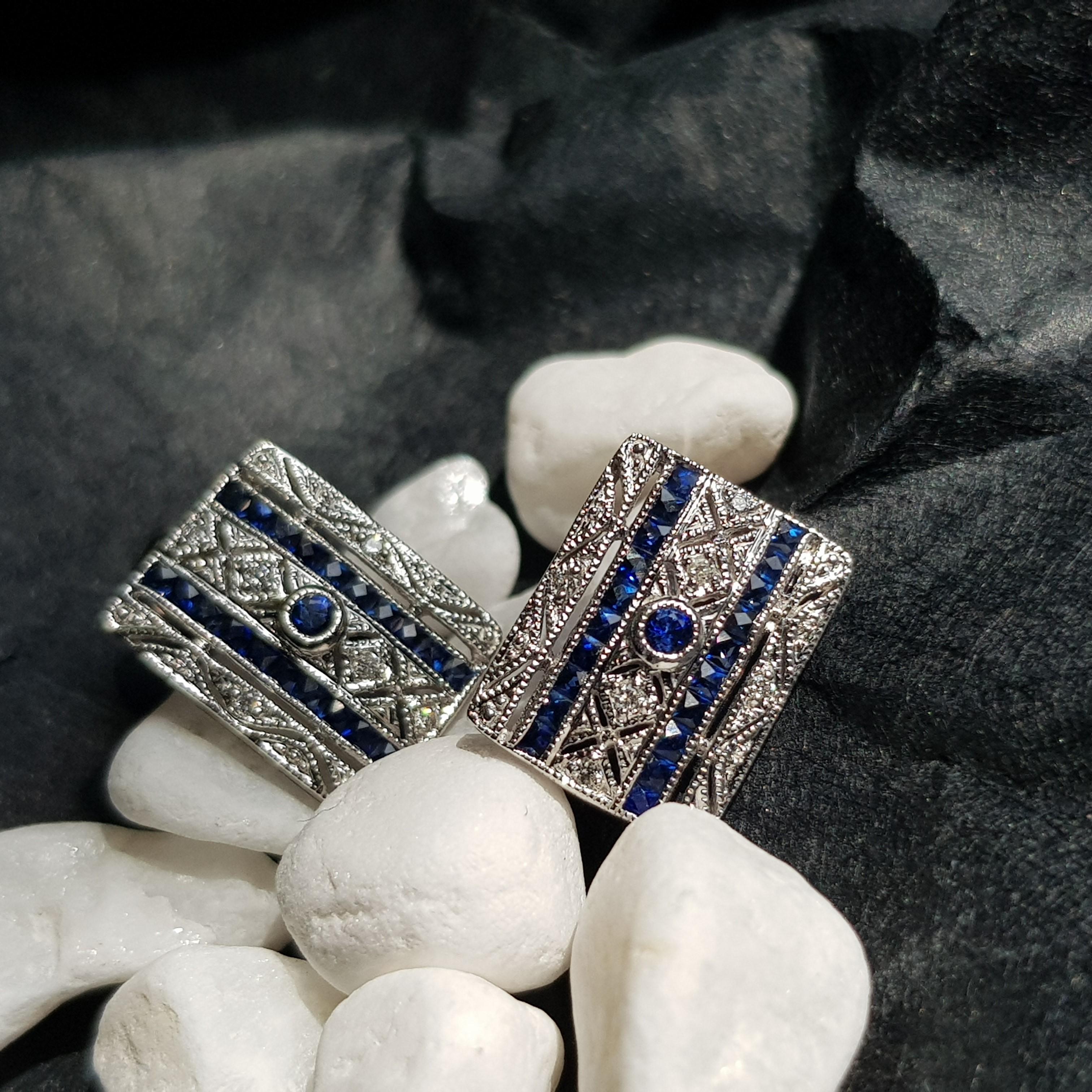 Art déco Boucles d'oreilles carrées en or blanc 9K, saphir et diamant, style Art Déco en vente