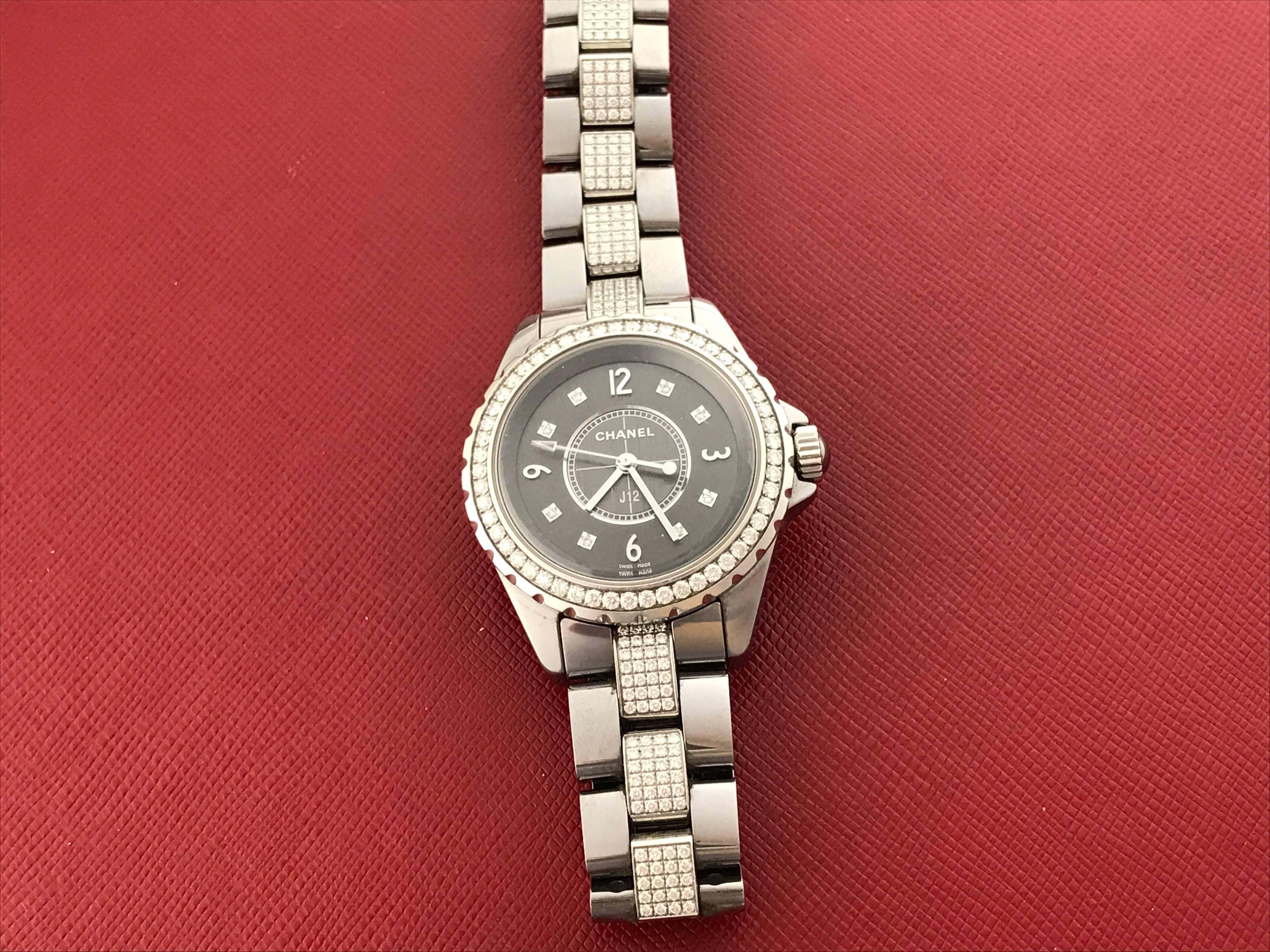 Women's or Men's Chanel Chromatic Titanium Ceramic J12 Midsize Quartz Wristwatch Ref H3106  For Sale