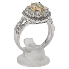 Handcraft Fancy 18 Karat Weißgold Diamanten Verlobungsring