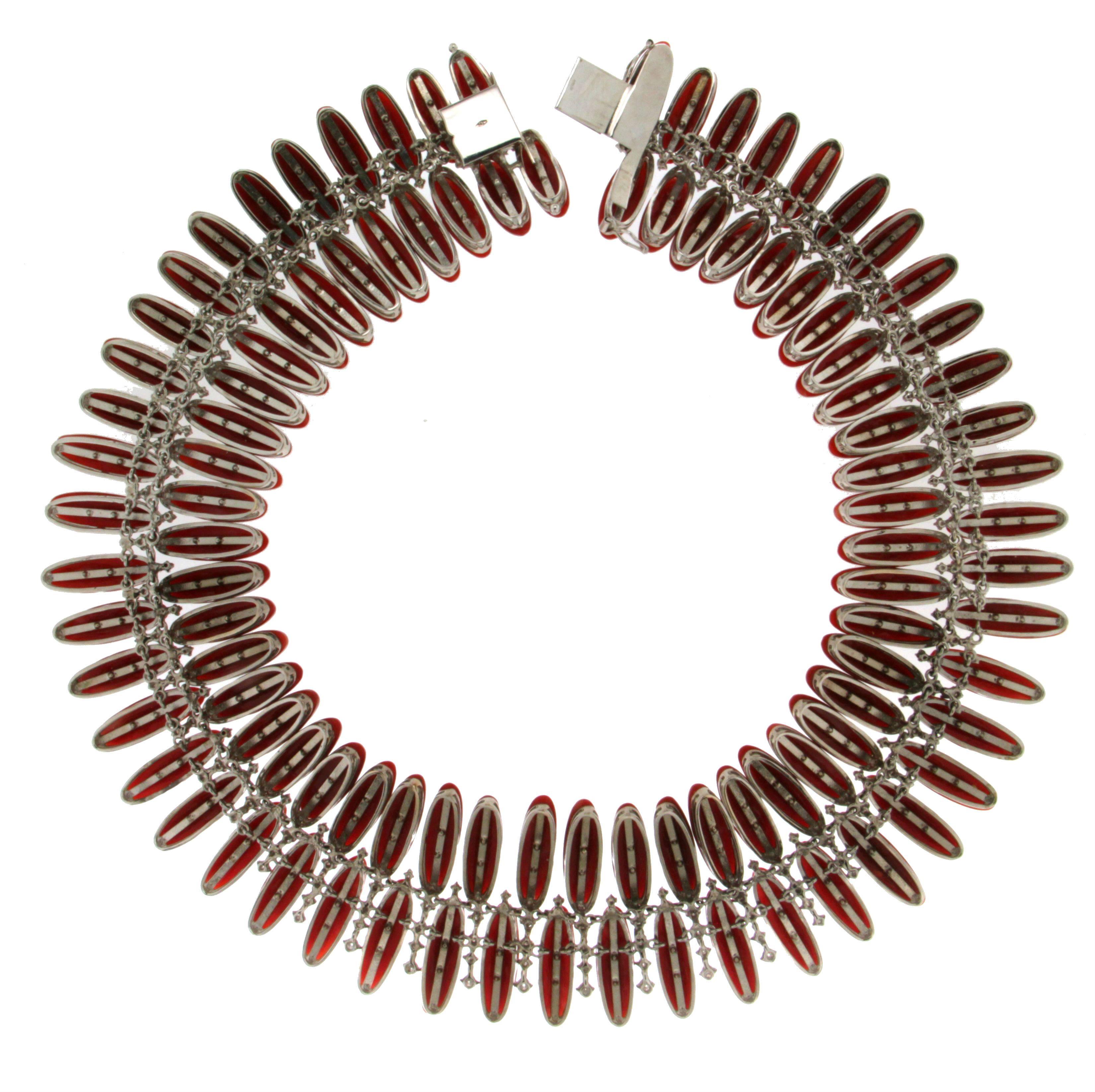 Sardinian Coral White Gold Diamonds Choker Necklace In New Condition In Marcianise, IT