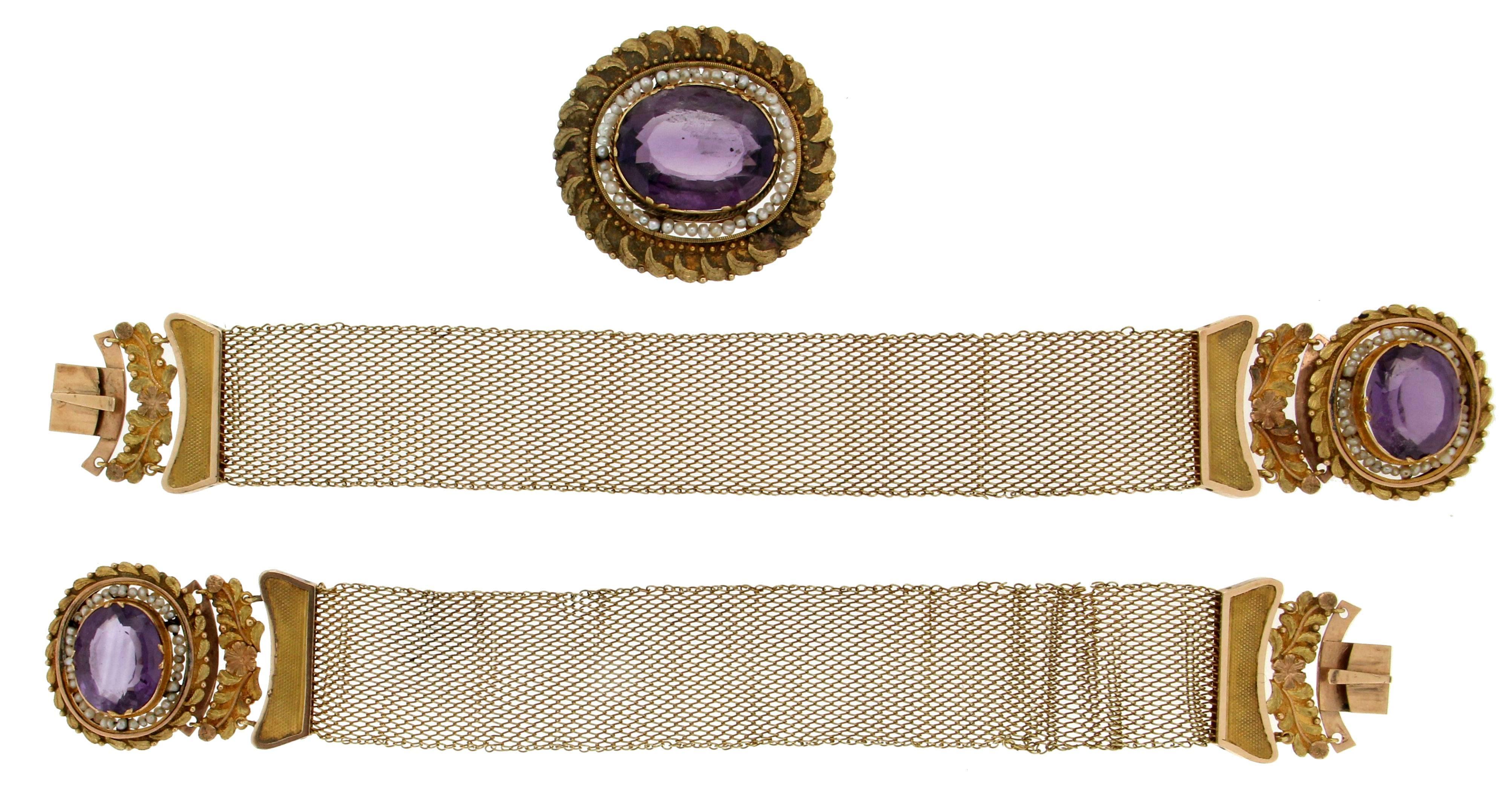 Vintage Gold Amethyst And Pearls Cuff Bracelet Set, Is Possibile Change Like Necklace, Also There Is Brooch

Total Weight Set 38.80 grams
Bracelet length 16.50 cm