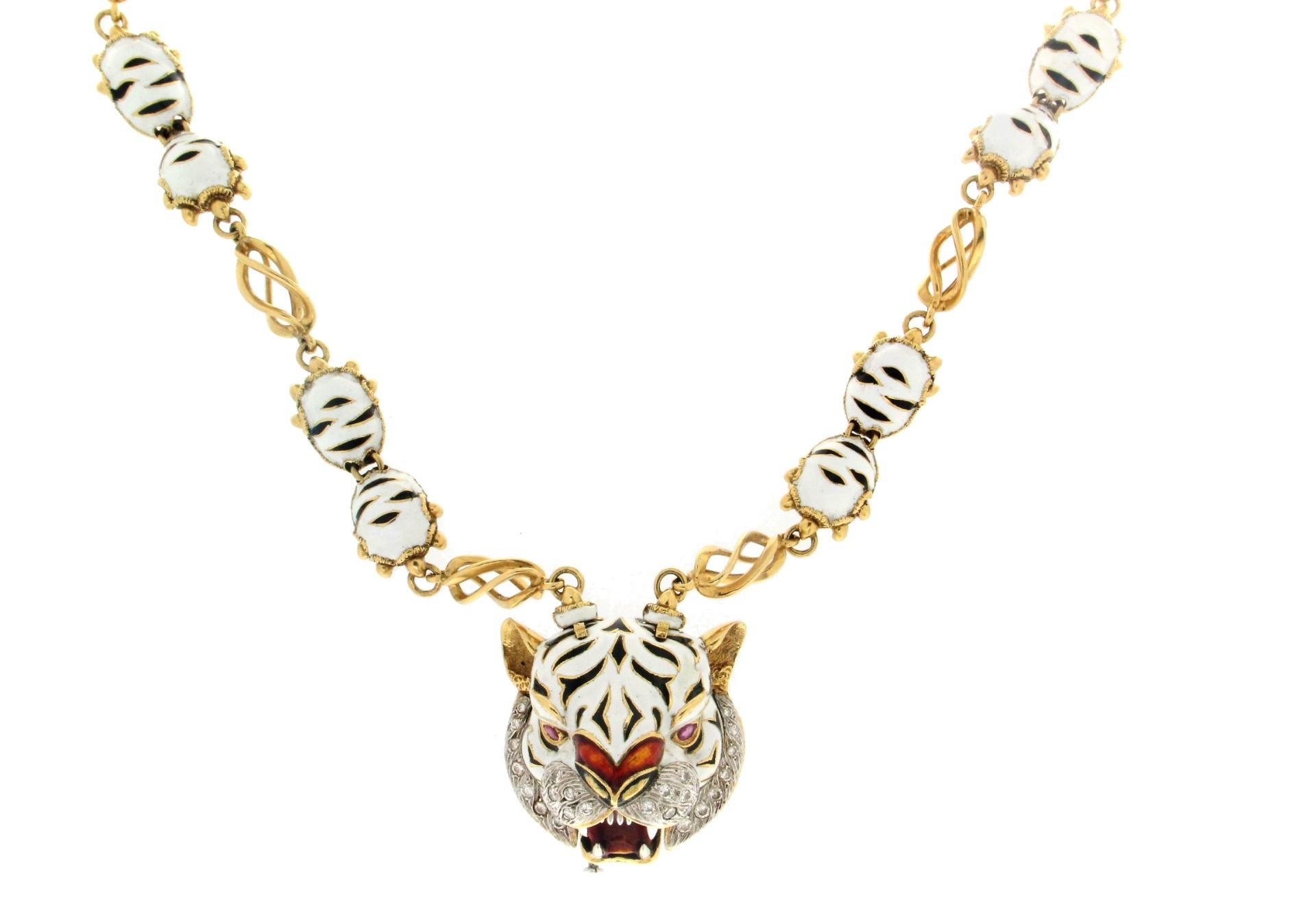 Round Cut Frascarolo Enamel 18 karat Yellow Gold Diamonds Tiger Pendant Necklace
