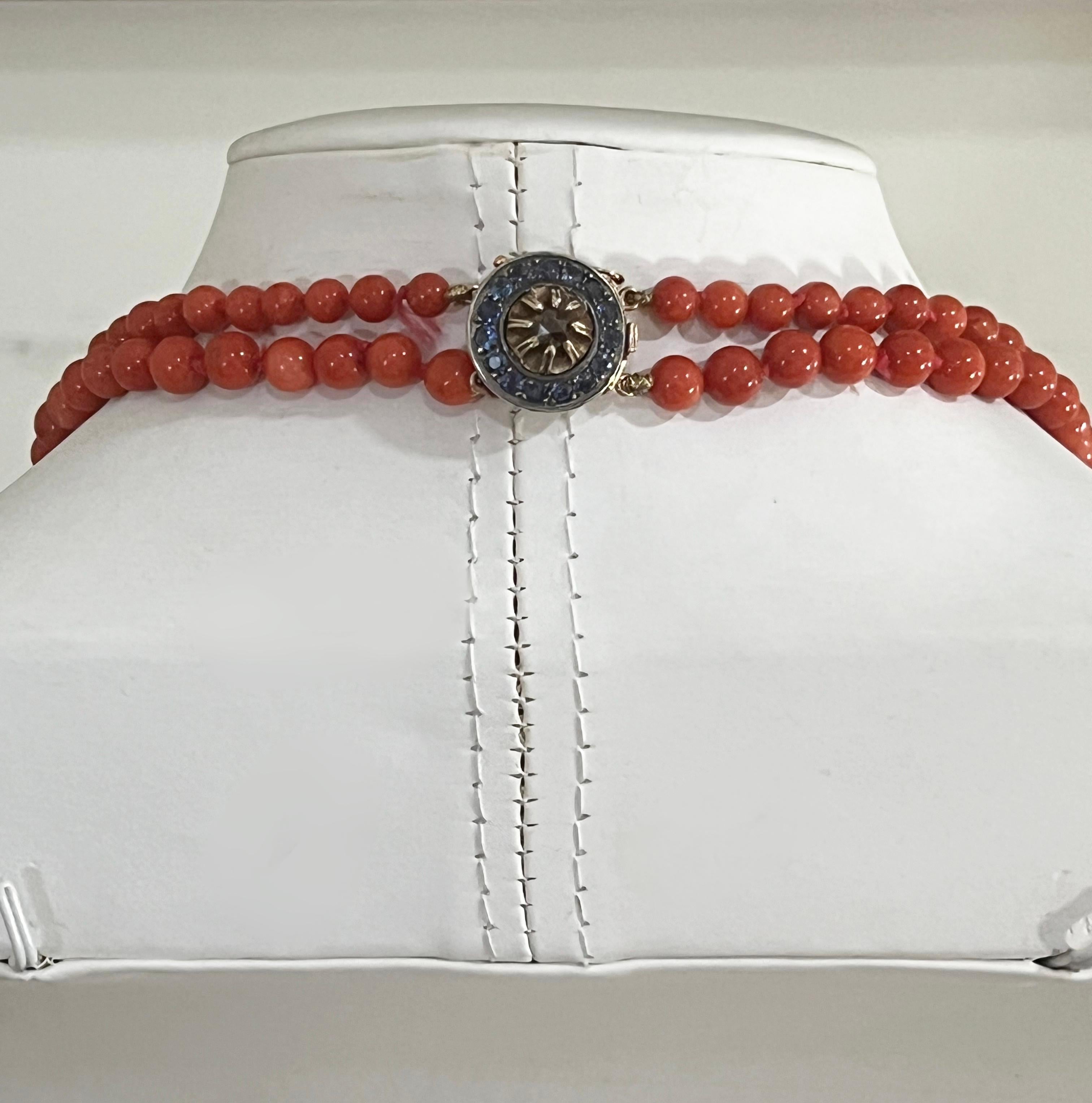 Women's or Men's Sardinia Coral 14 Karat Yellow Gold Multi-Strands Necklace For Sale