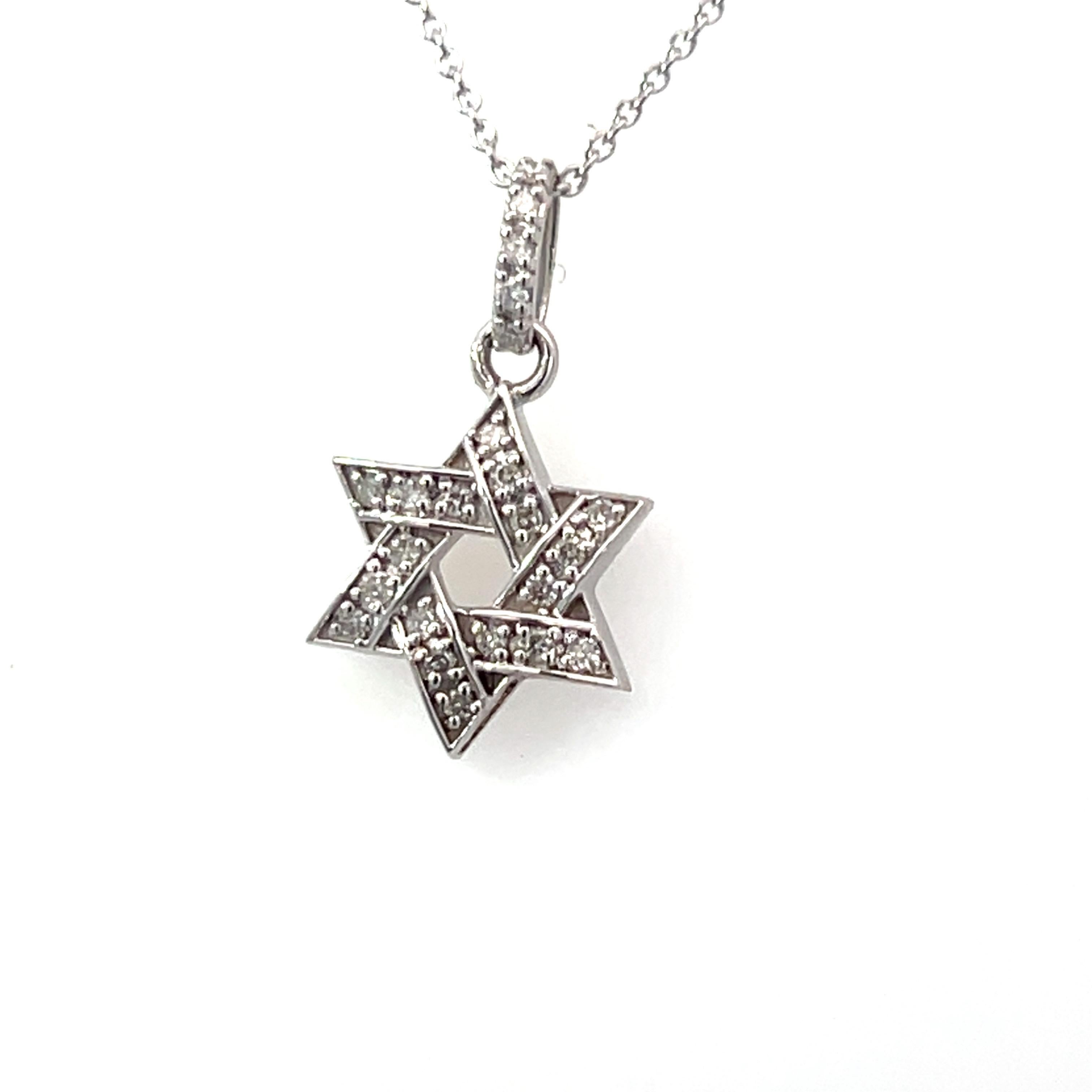 Women's Diamond Star of David Round 0.12 Carat Pendant 18 Karat Gold Chain Necklace For Sale