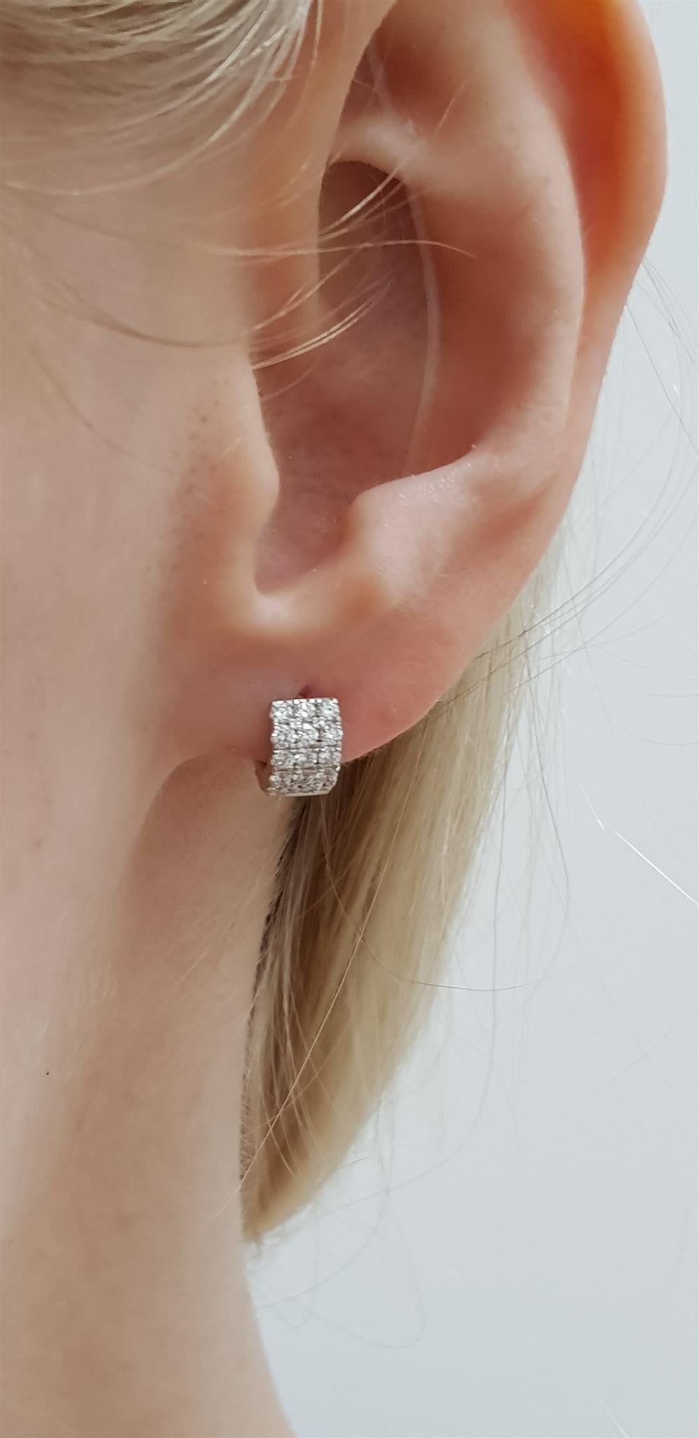Round Cut 1.00ct Round Brilliant Claw Set Wide Diamond Hoop Earrings In 18karat White Gold For Sale