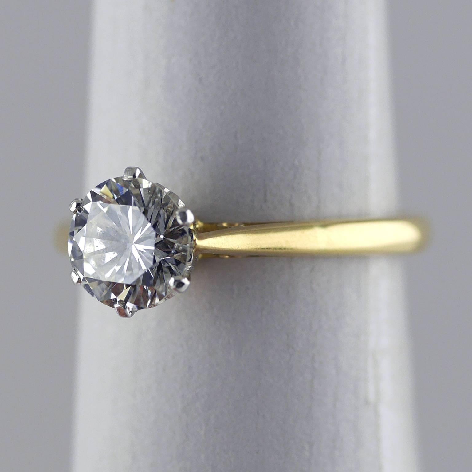 Round Cut 1.15 Carat Certified Round Brilliant Diamond Solitaire Ring, circa 1930