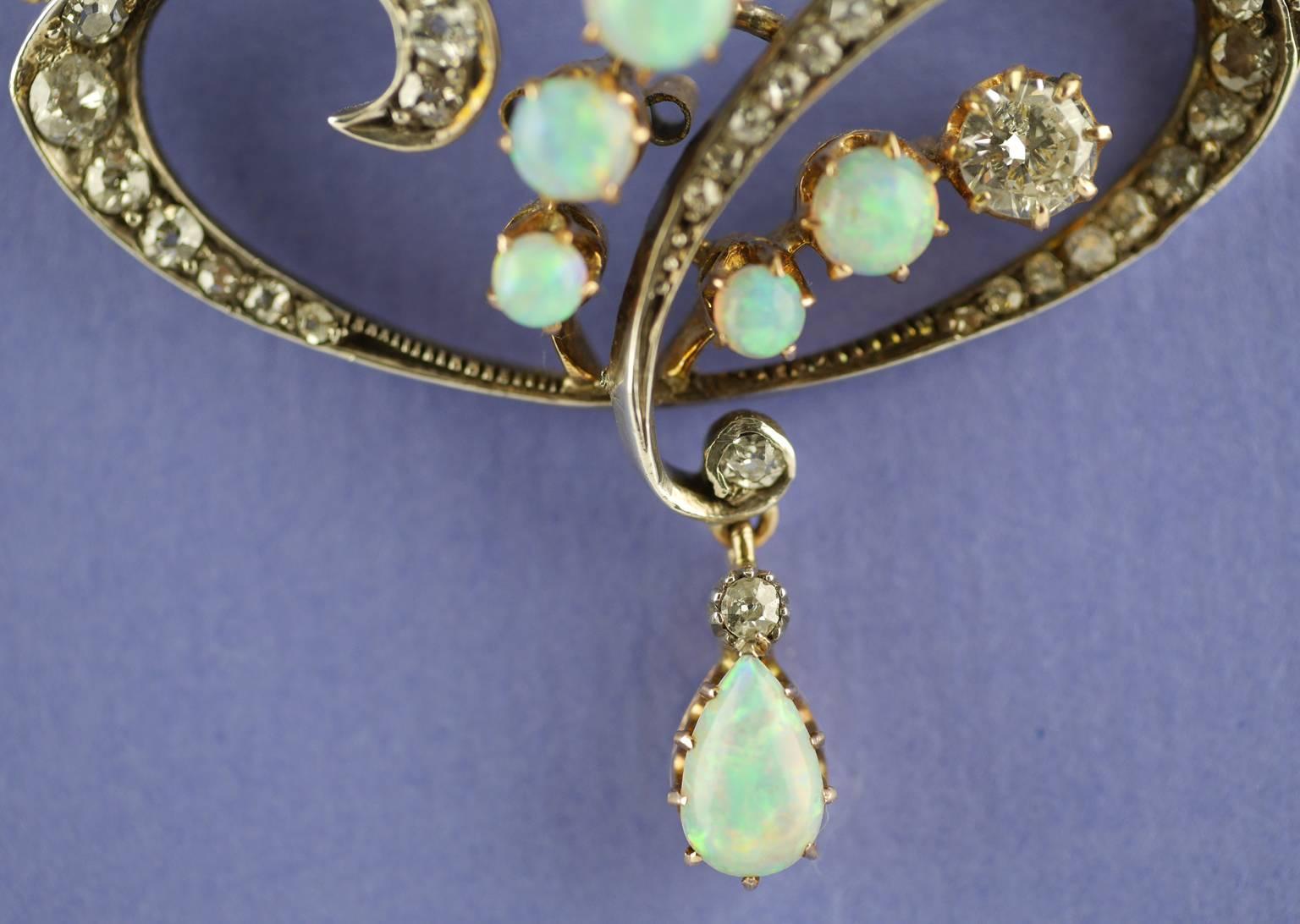 Art Nouveau Diamond Opal Pendant/Brooch, circa 1900 For Sale 4