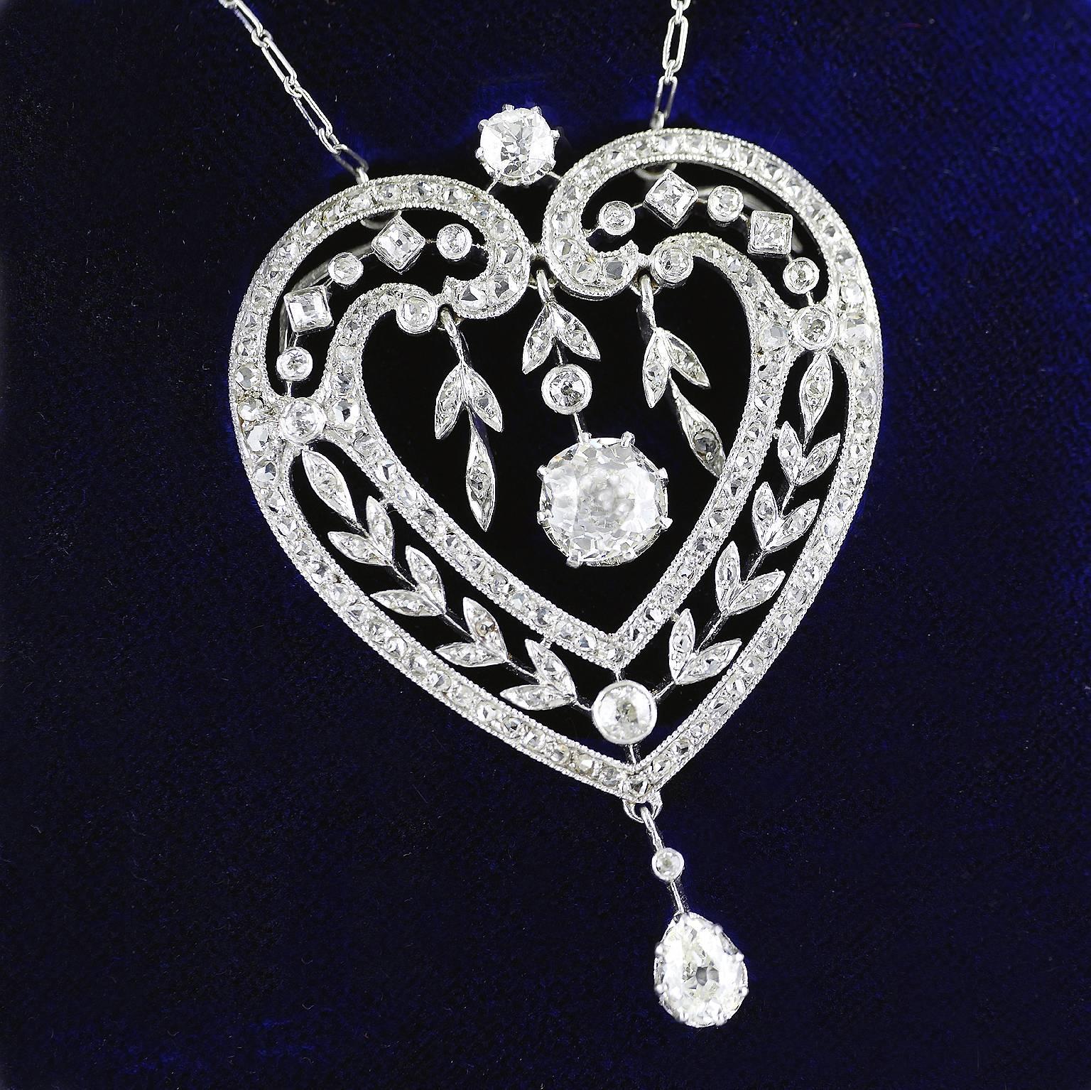 belle epoque heart necklace