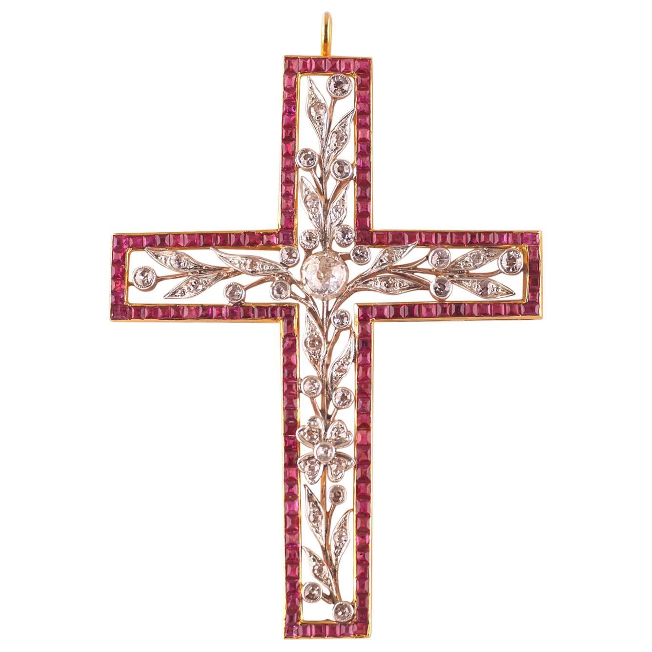 Cruz victoriana de diamantes y rubíes, circa 1850