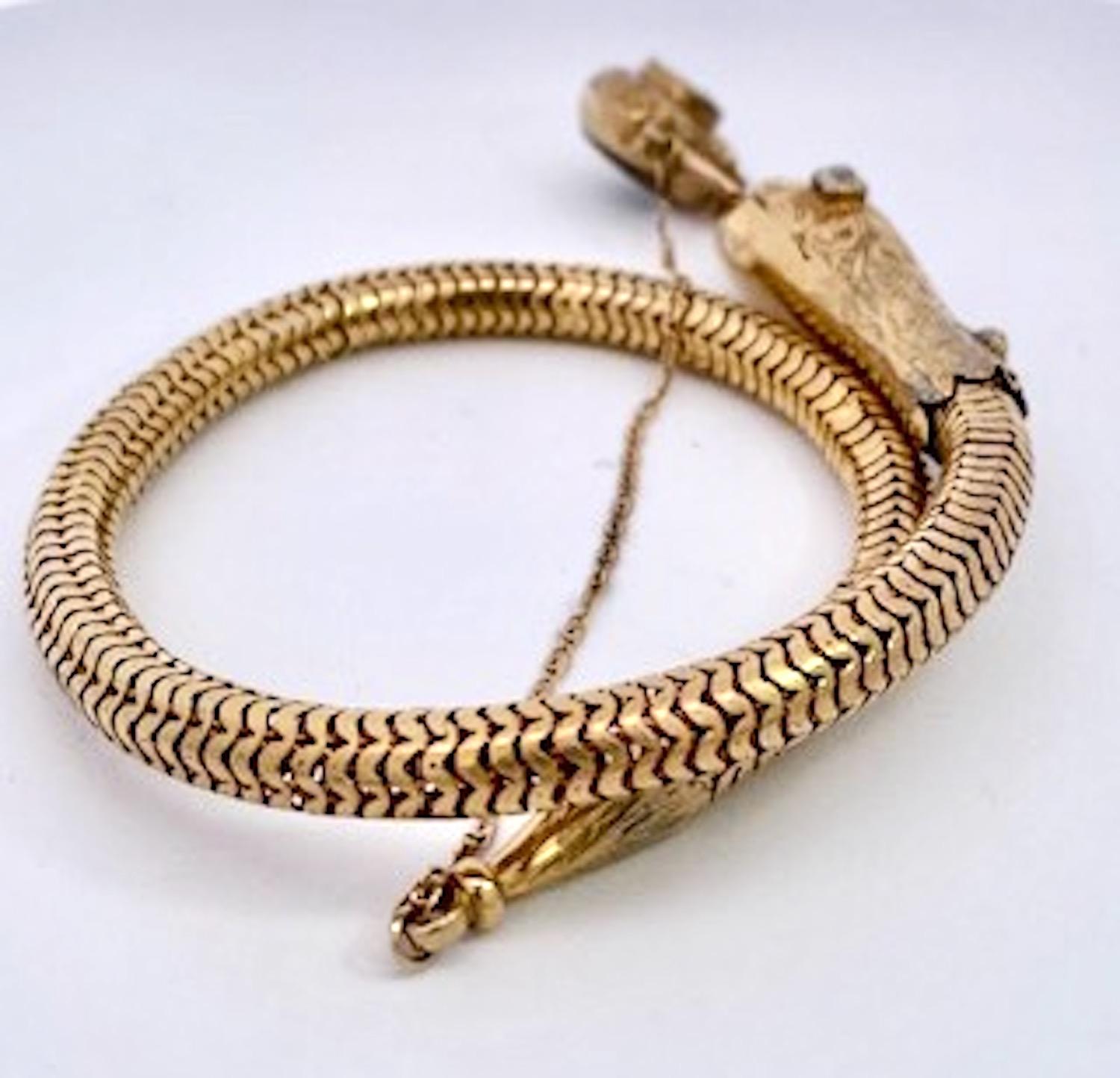 Bracciale serpente inciso 14K In condizioni buone in vendita a North Hollywood, CA