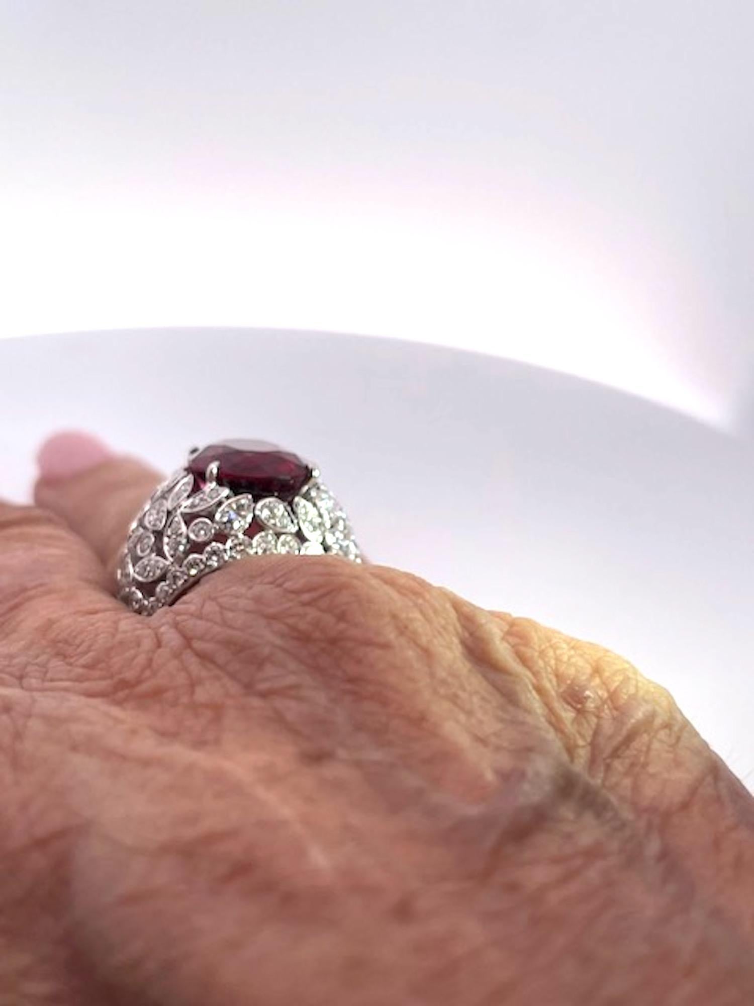 Grande bague tourmaline diamant 18K en vente 1