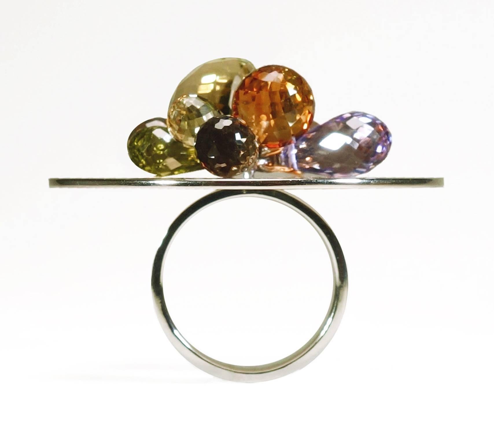 18 Karat Gold Cocktail-Ring mit mehrfarbigen Steinen (Moderne) im Angebot