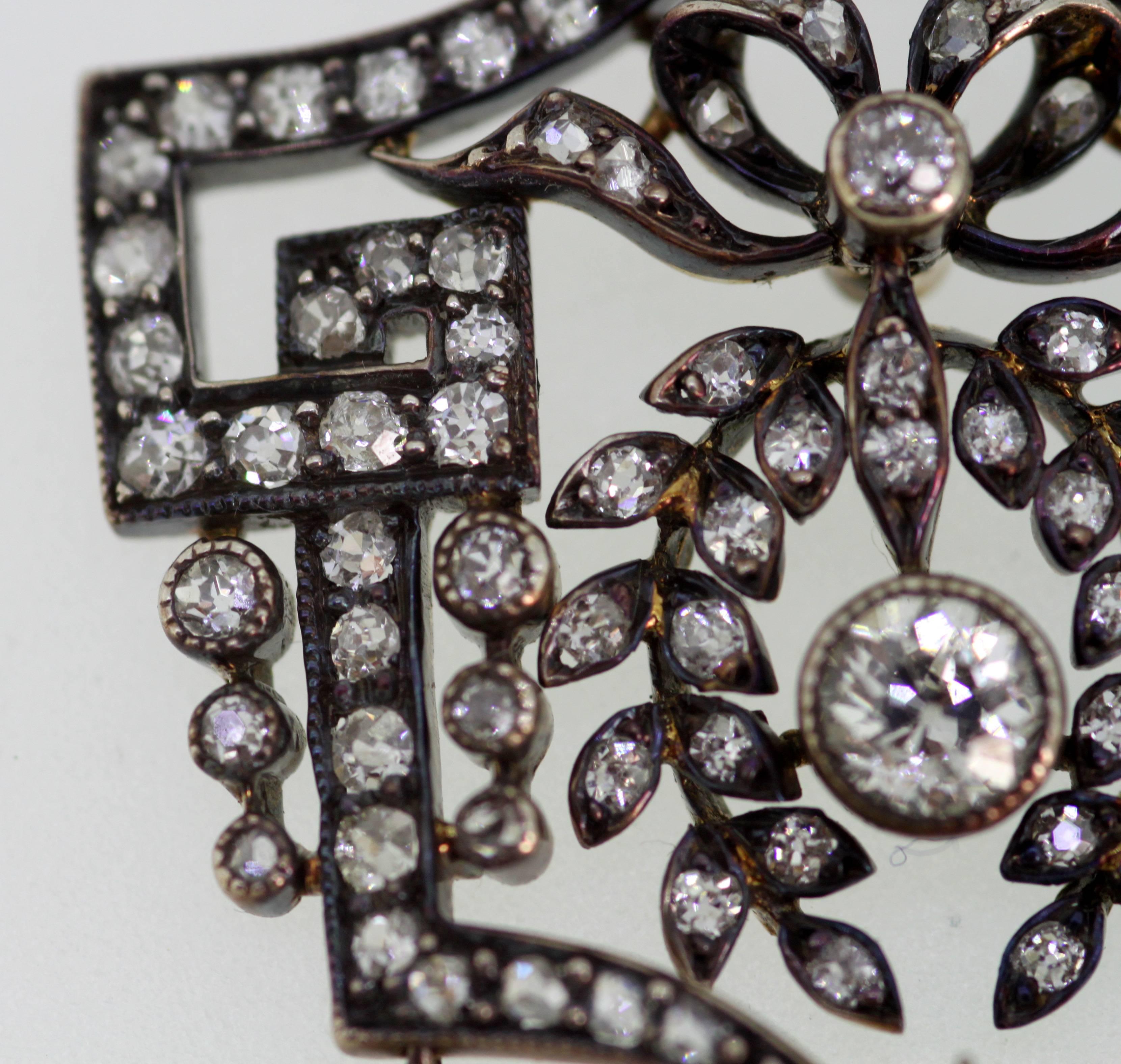 18 Karat White Gold Ladies Necklace, Gold on Silver Pendant, Belle Époque Period For Sale 2