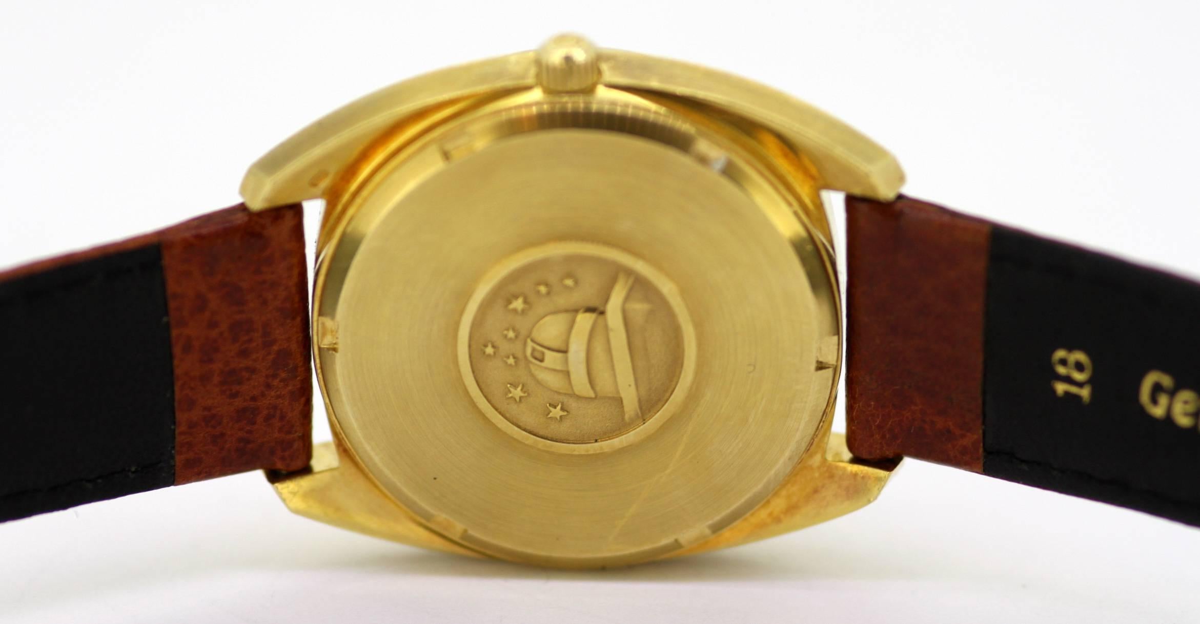 Omega Constellation, Automatic Men’s 18 Karat Yellow Gold Wristwatch, 1960s 2